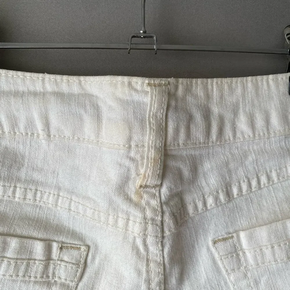 Wallflower‎ sz 3 white short shorts